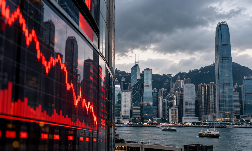 Hang Seng Index Slips as Hong Kong Stocks Face Pressure From Global Market Concerns